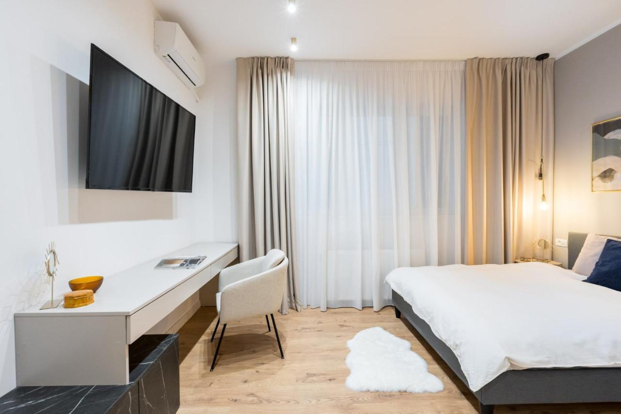 Crystal 3Bdr Apartment In Center Bukarest Exterior foto