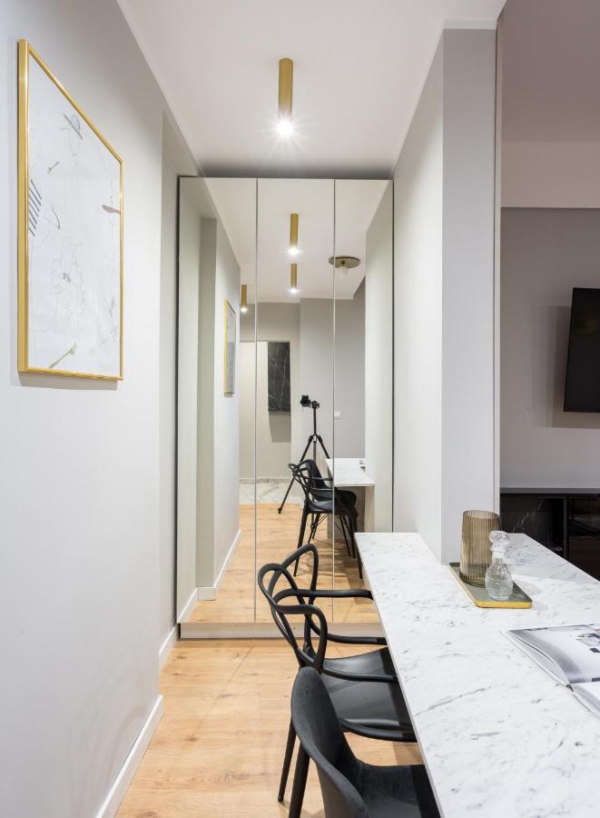 Crystal 3Bdr Apartment In Center Bukarest Exterior foto